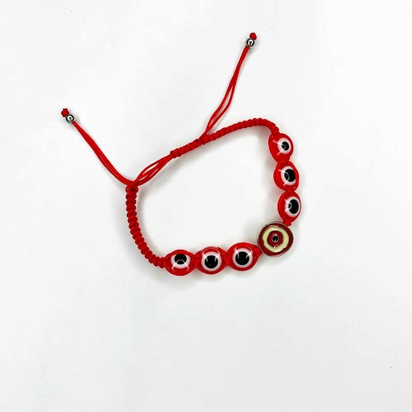 Изображение товара GILMEEVA Браслет на удачу красный 50х50 мм