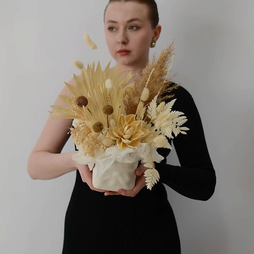 

VLSHBN FLOWERS STATE Композиция из сухоцветов в кашпо, Композиция из сухоцветов в кашпо