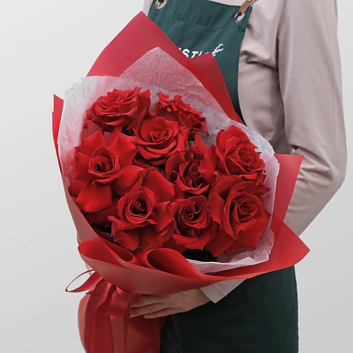 STUDIO FLORISTIC Букет красных Роз «Огонь Любви»