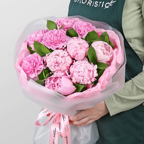

STUDIO FLORISTIC Букет из Пионов и Гвоздики «Розовый туман», Букет из Пионов и Гвоздики «Розовый туман»