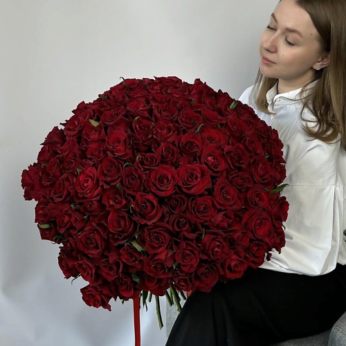 

VLSHBN FLOWERS STATE Монобукет из 101 красной розы, Монобукет из 101 красной розы