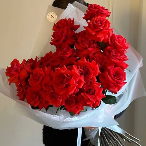 Букет живых цветов ASTRA FLOWER BOUTIQUE Букет из 49 французских роз