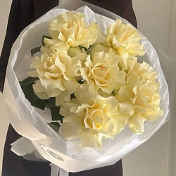 Моно букет из роз