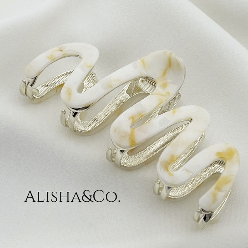 Изображение товара Большой крабик для волос Wave ALISHA&CO. белый украшение стильный аксессуар
