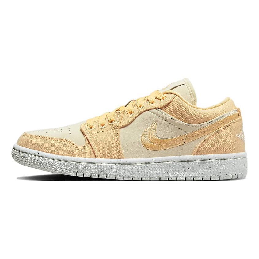 Изображение товара NIKE Кроссовки 1 Low SE Celestial Gold Womens, Размер 36.5