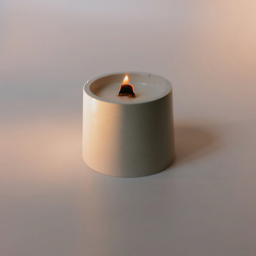 Изображение товара Ароматическая свеча из кокосового воска с ароматом Пихта Фрейзера 130 мл