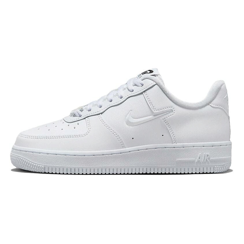 Изображение товара NIKE Кроссовки Air Force 1 Low 07 Se Just Do It Triple White, Размер 38