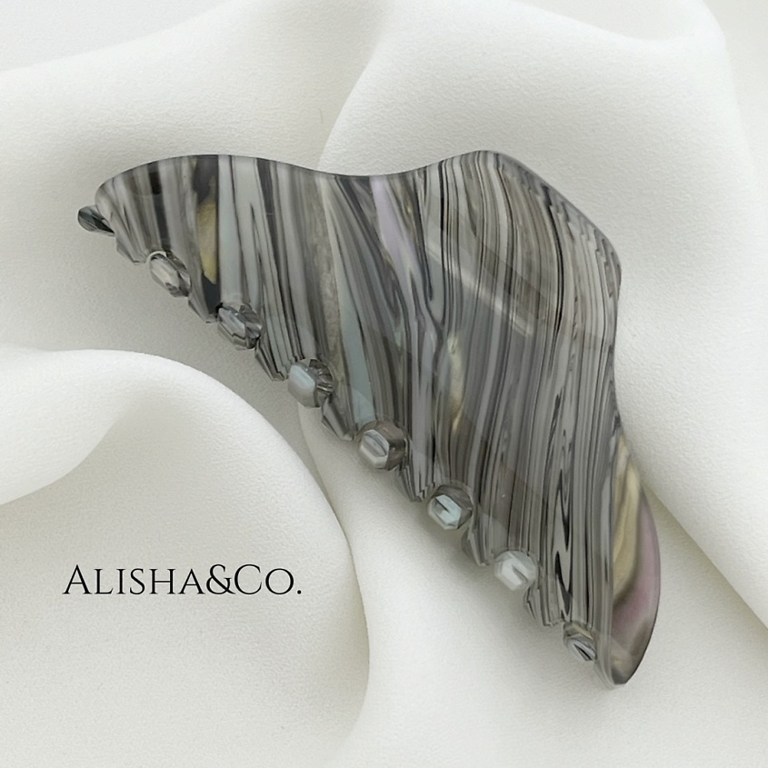 Изображение товара Крабик для волос ALISHA&CO. Enigma средний 23г легкий модный аксессуар