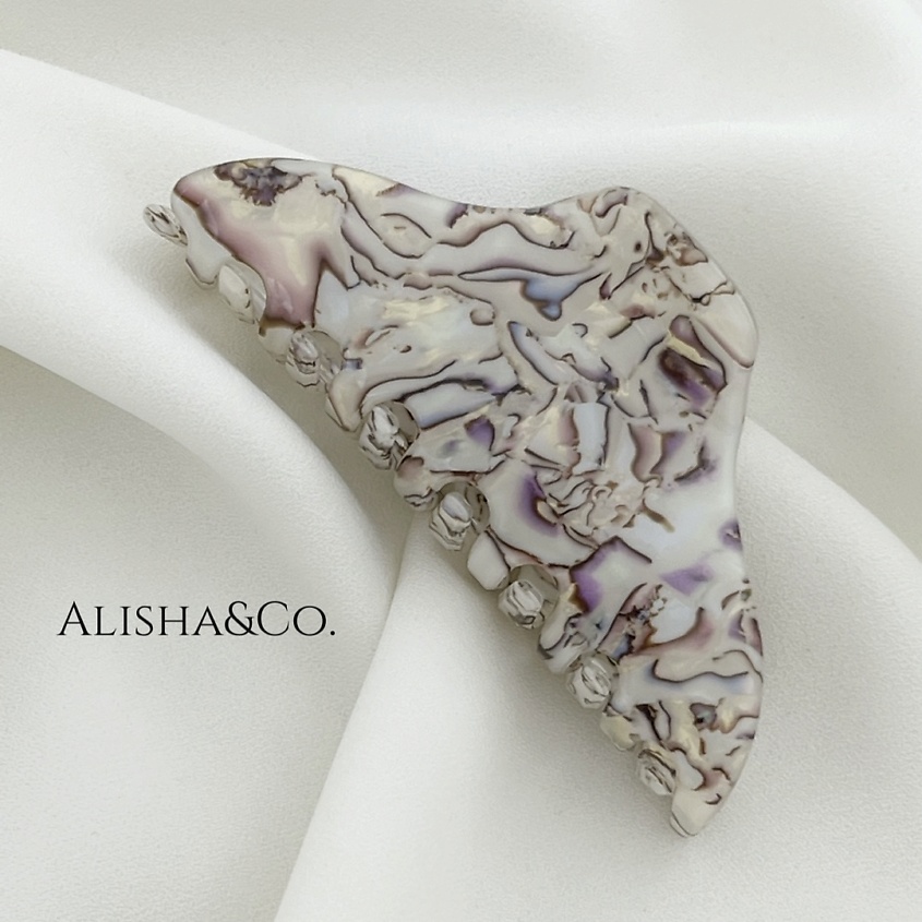 Изображение товара Крабик для волос ALISHA&CO Enigma средний белый модный легкий