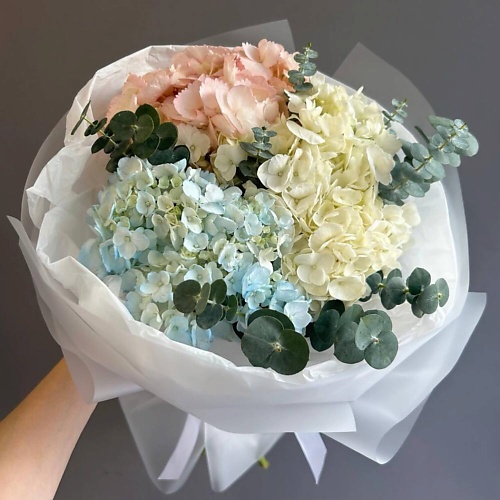 

ANANAS FLOWERS Монобукет из гортензий, Монобукет из гортензий