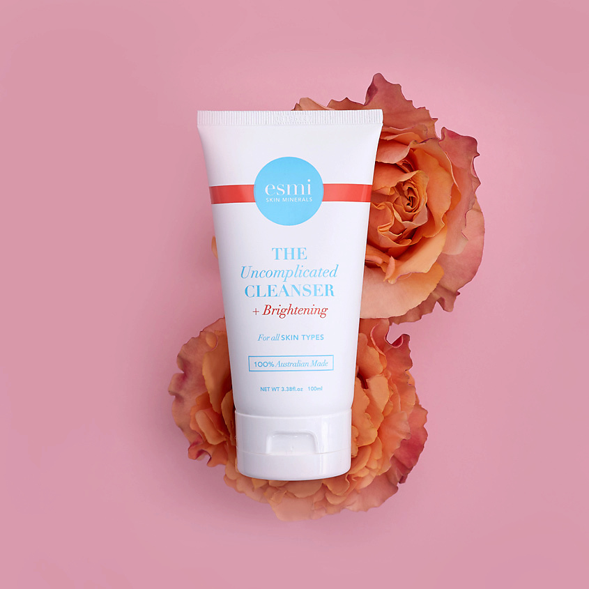 ESMI SKIN MINERALS Средство для лица очищающее осветляющее The Uncomplicated Cleanser Plus – фото 3