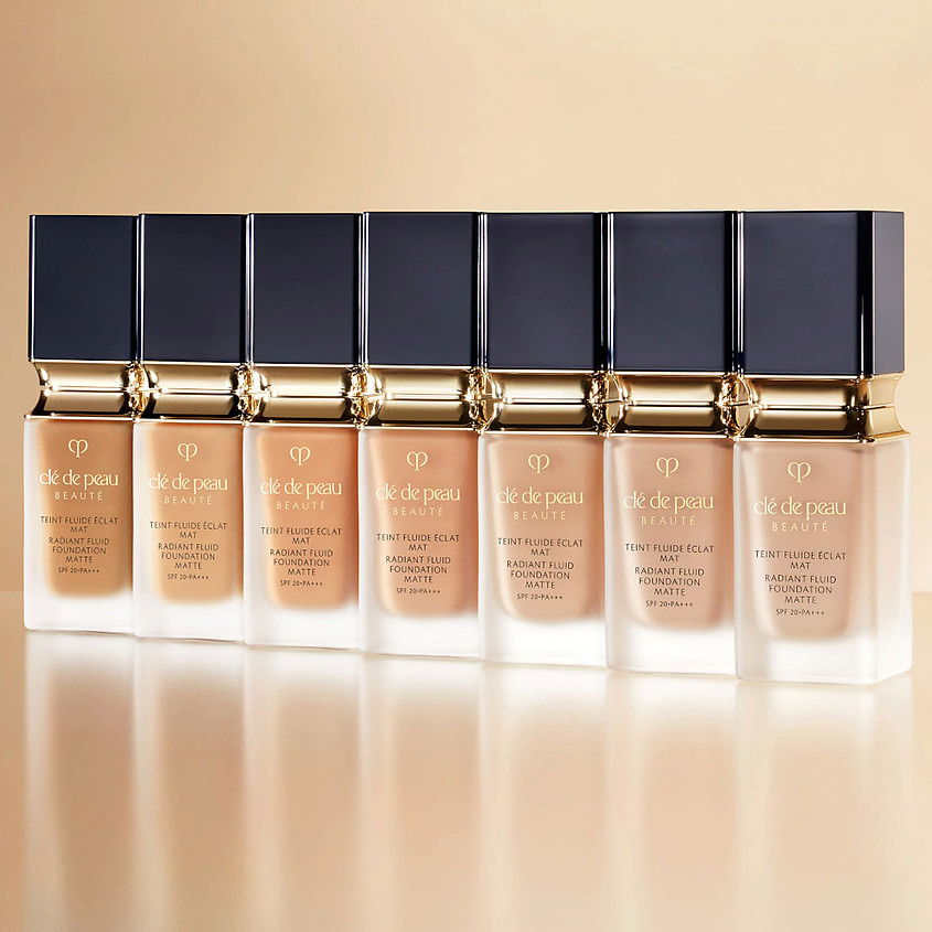 CLÉ DE PEAU BEAUTÉ Тональный флюид с эффектом матового покрытия Radiant Fluid Foundation Matte – фото 3