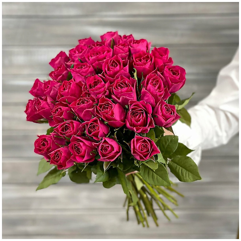 Изображение товара Букет из 39 малиновых кенийских роз 40 см - идеальный подарок