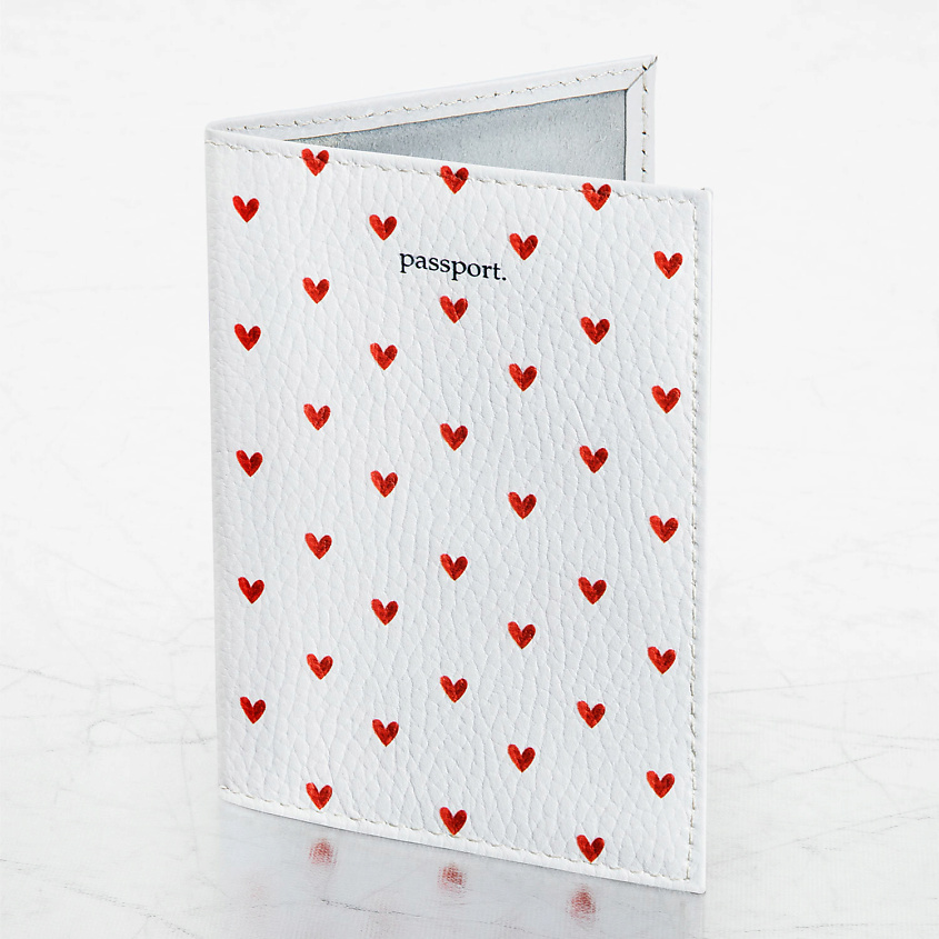 Изображение товара Обложка для паспорта BRAUBERG из натуральной кожи с принтом сердечки