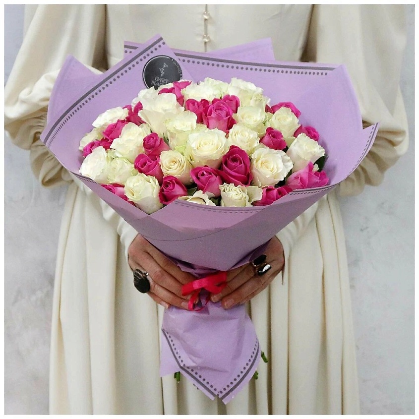 Изображение товара Букет из 51 кенийской розы "Нежное суфле" свежие цветы 40 см подарок