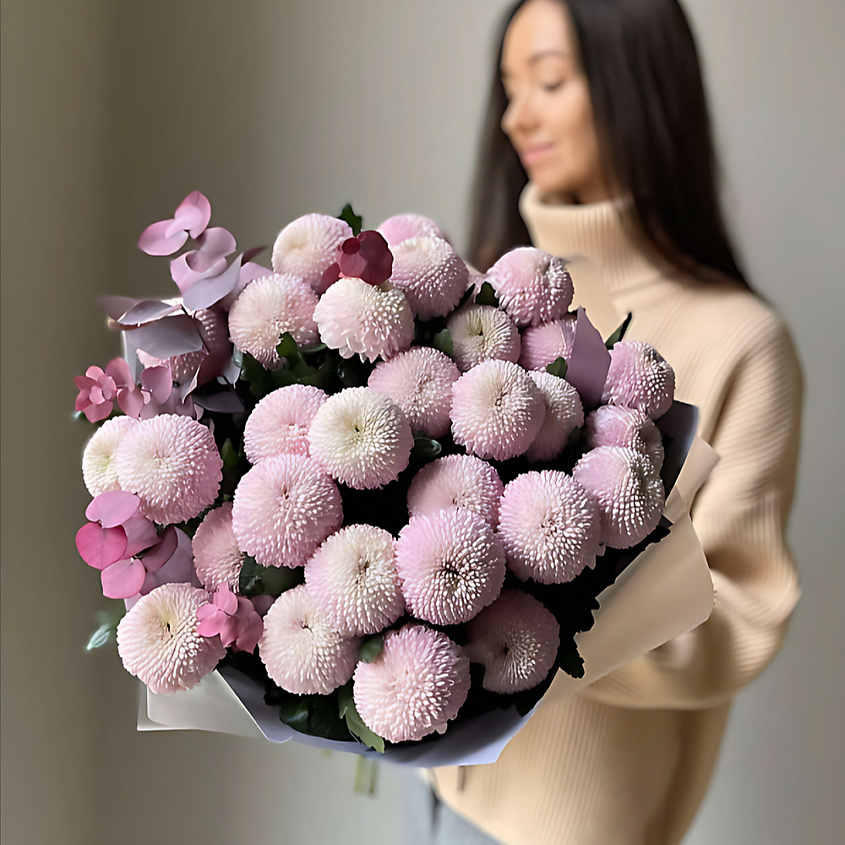 Изображение товара FLOWERNA Хризантемы "Момоко" со стабилизированным эвкалиптом, Букет