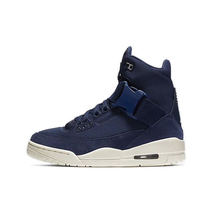 Изображение товара Женские кроссовки Nike Jordan 3 Retro Explorer XX Midnight Navy Light Cream 36