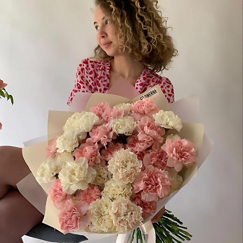 Изображение товара Цветочный букет из диантусов в нежных оттенках 19 штук от FLOWERNA