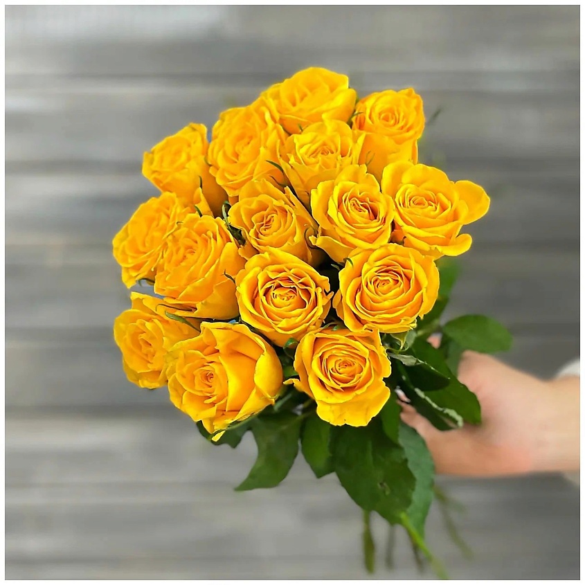 Изображение товара Букет из 17 желтых кенийских роз 40 см для подарка и интерьера