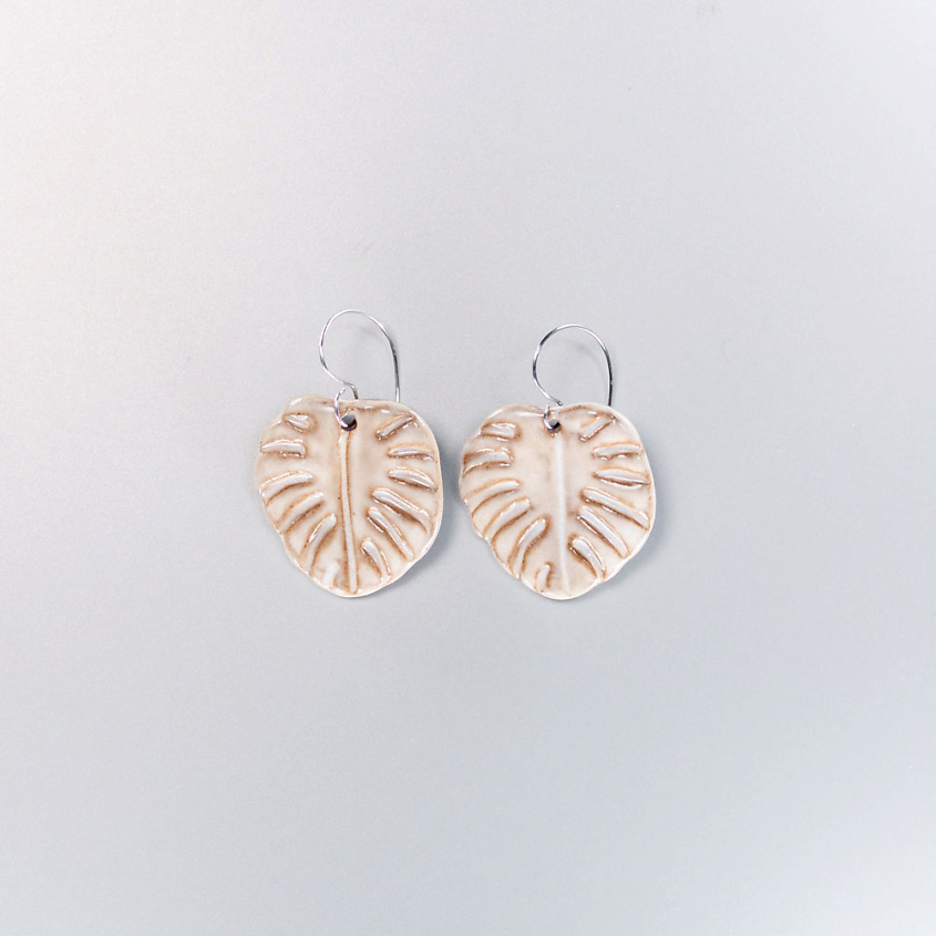 Изображение товара Серьги Монстера из керамики и сплава для женщин бренда La Palme