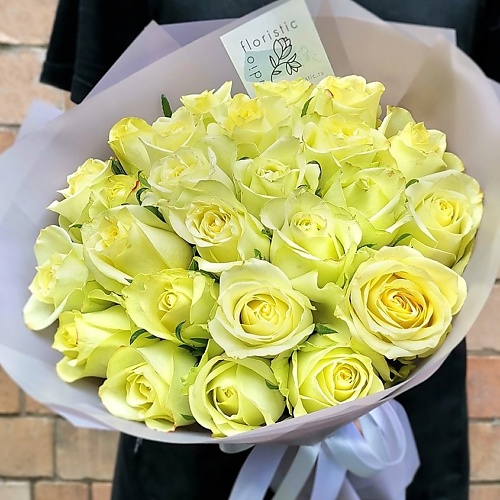 

STUDIO FLORISTIC Букет Роз Кения 25 шт «Чайная роза», Букет Роз Кения 25 шт «Чайная роза»