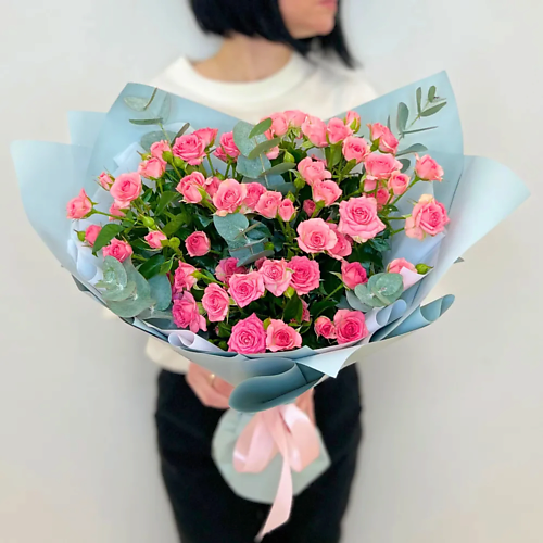 

ЛЭТУАЛЬ FLOWERS Букет из розовых кустовых роз и эвкалиптом 9 шт, Букет из розовых кустовых роз и эвкалиптом 9 шт