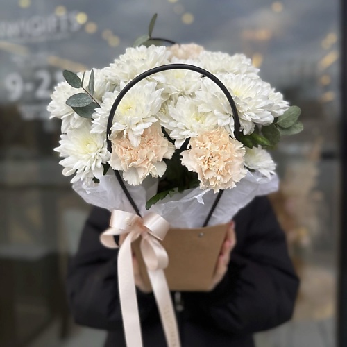 

KIWIGIFTS Букет цветов живые хризантемы, гвоздики, эвкалипт, Букет цветов живые хризантемы, гвоздики, эвкалипт