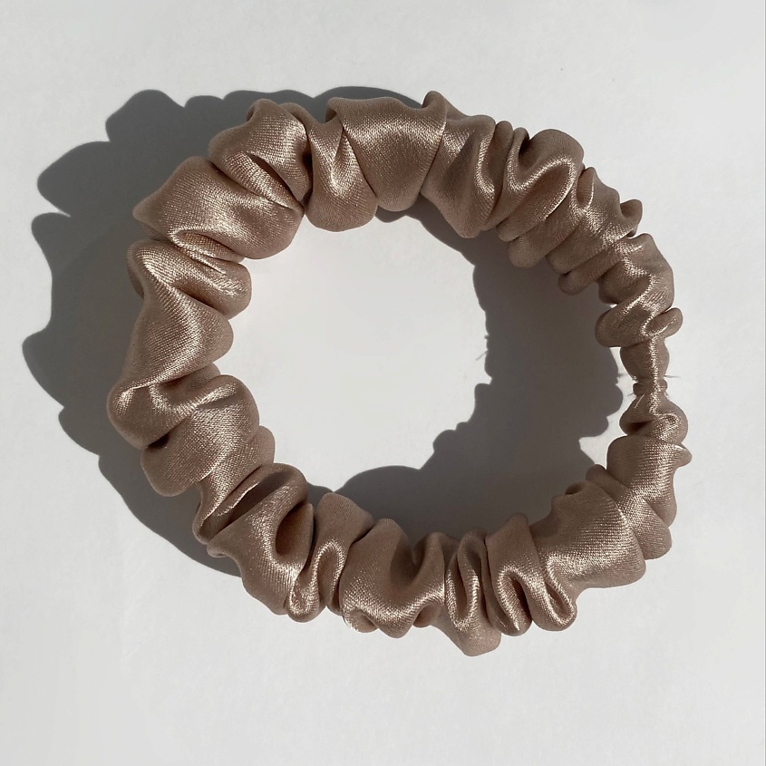 Изображение товара Шёлковая резинка для волос A.M.SILK бежевого цвета 100% натуральный шелк