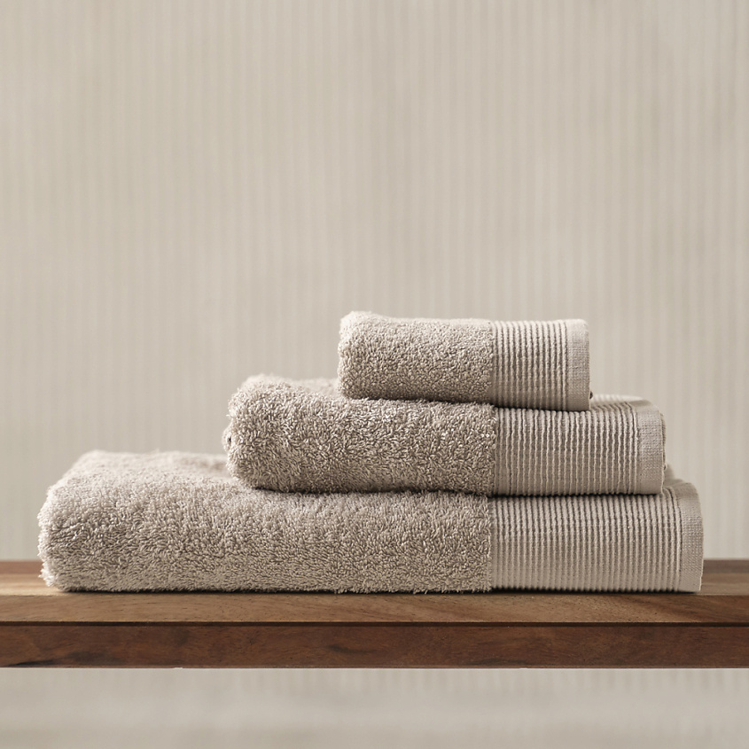 Изображение товара Махровое полотенце Плейн 30х50 см серое из 100% хлопка высокого качества