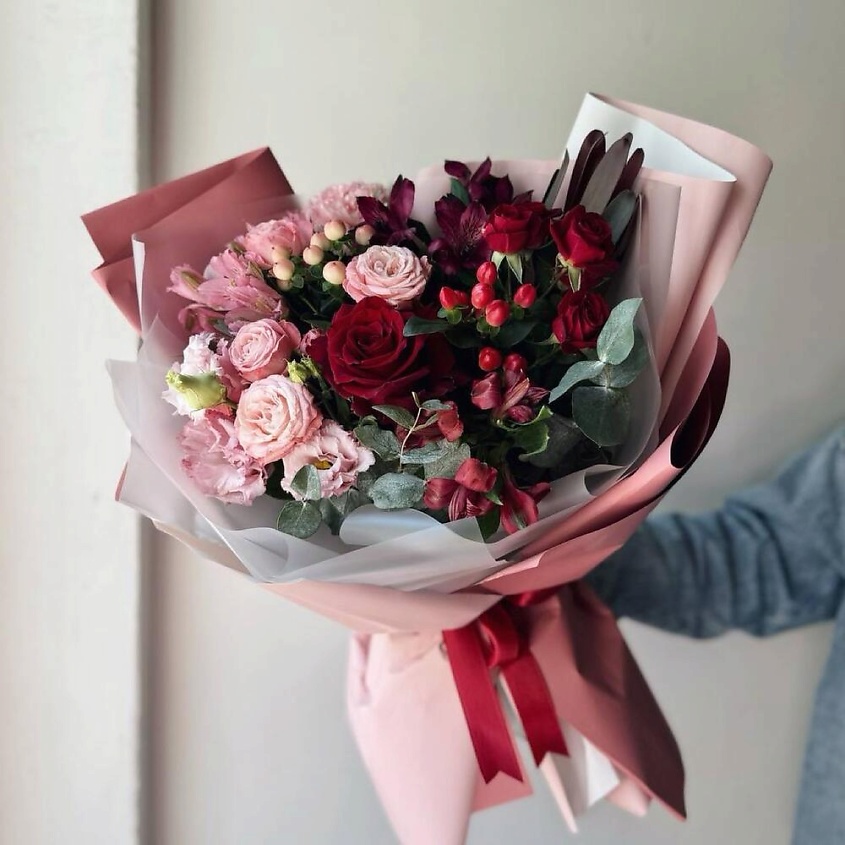 Изображение товара ЦВЕТОЧНАЯ МАСТЕРСКАЯ VETKA Букет розы кустовая Роза эустома альстромерия, Букет