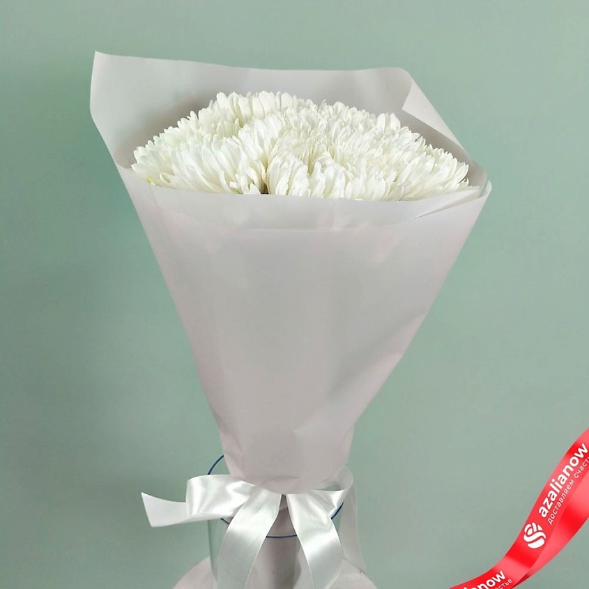 Изображение товара Букет из 5 белых хризантем в подарочной коробке AZALIANOW