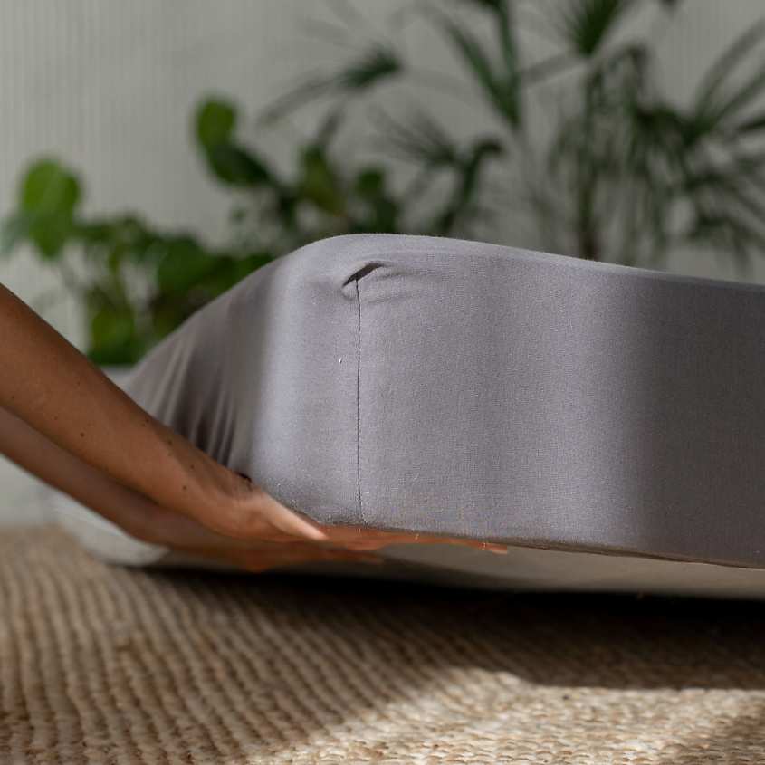 Изображение товара PASIONARIA Простыня на резинке "Джерси", Графит; размер 180х200х20 см