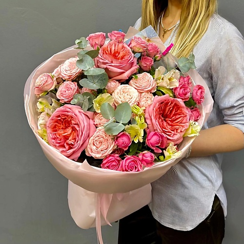 

РОСА СТУДИЯ ЦВЕТОВ Букет из роз Романтика, Букет из роз Романтика