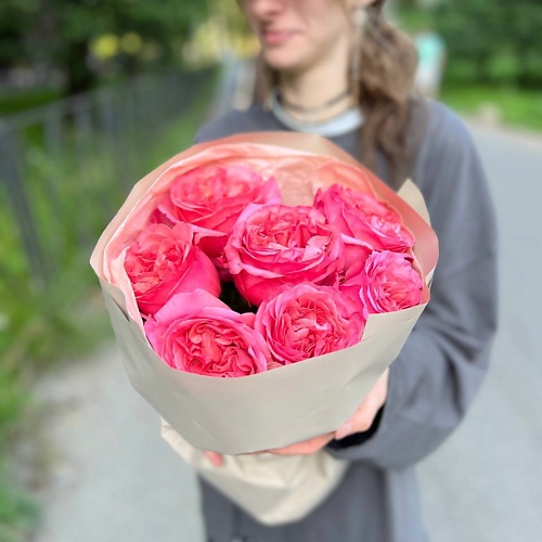 LE BOUQUET Букет пионовидных роз 7 шт