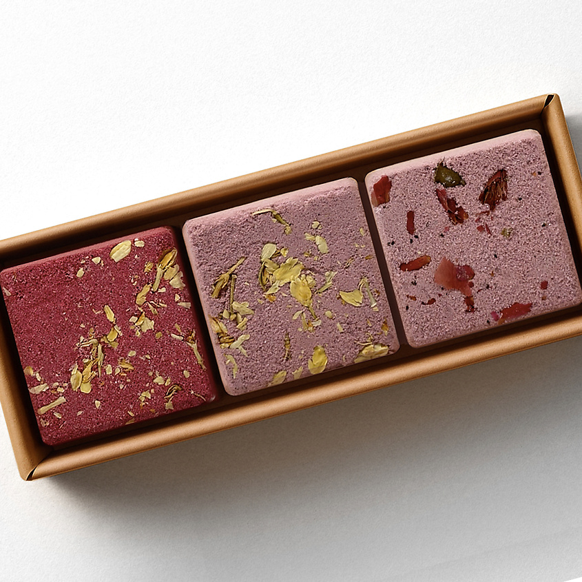 Изображение товара SOLACE Набор бомбочек для ванны Solace (3 шт) с солью, шиммером и сухоцветами, Набор 3 шт (вишня / амор / роза)