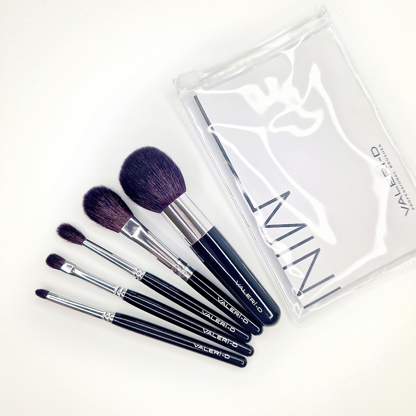 Изображение товара VALERI-D Набор кистей MINI из волоса кашмирской козы на черной ручке, 5 шт. в прозрачном пенале, 5 шт.