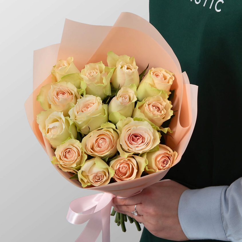 Изображение товара Букет роз Ваниль и пудра из Кении 25 шт - элегантный подарок и украшение