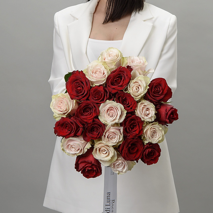 Изображение товара ROSA DI LUNA 25 эквадорских роз микс эксплорер-пинк мондиаль, 1шт