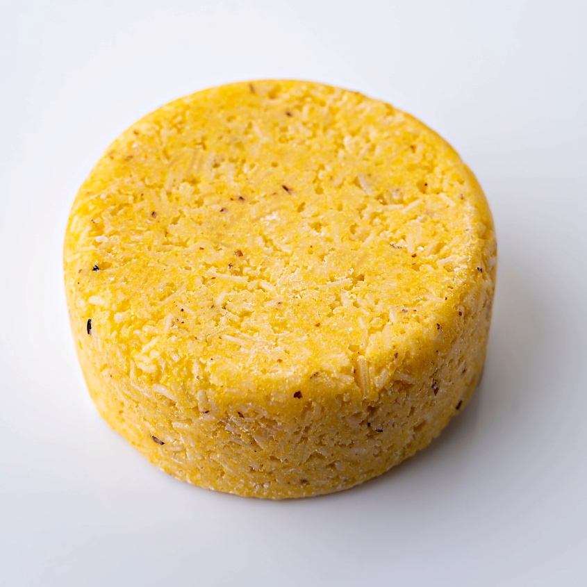 Изображение товара ФАМИЛЬНАЯ МАНУФАКТУРА КУРМАЕВЫХ Твердый шампунь “Черный тмин и облепиха”, 60 г