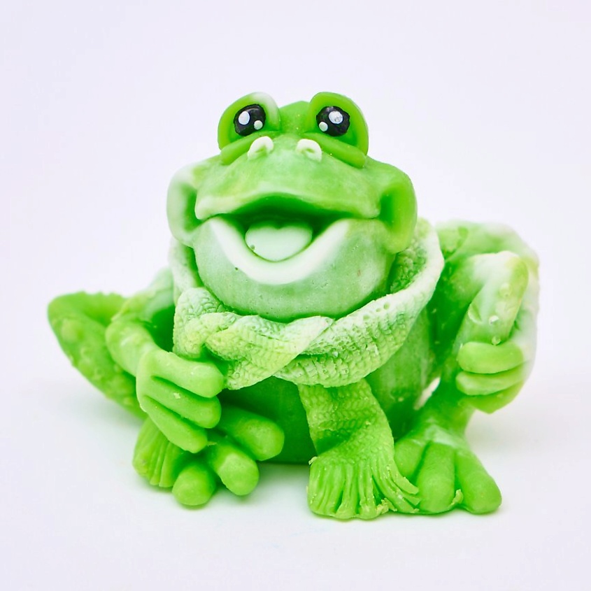 Изображение товара Мыло ручной работы в виде лягушки в шарфе 100 г SKUINA