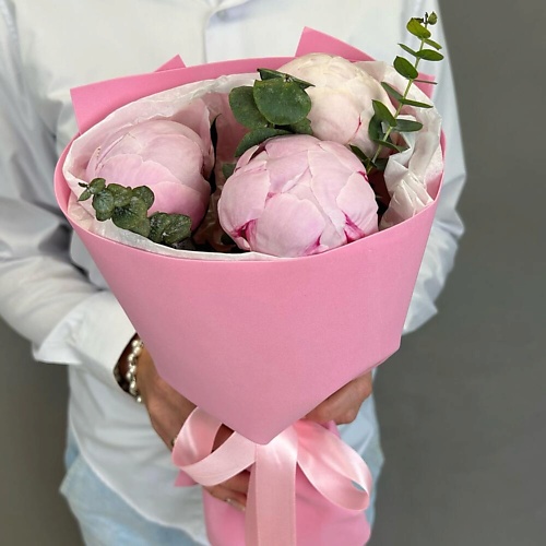 

ДАРИ ЦВЕТЫ Букет с пионами и эвкалиптом, Букет с пионами и эвкалиптом