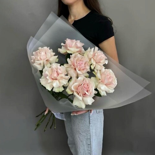 

ДАРИ ЦВЕТЫ 7 французских роз в матовой упаковке, 7 французских роз в матовой упаковке