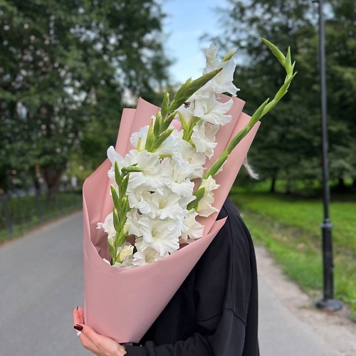 

LE BOUQUET Белоснежный букет гладиолусов, Белоснежный букет гладиолусов