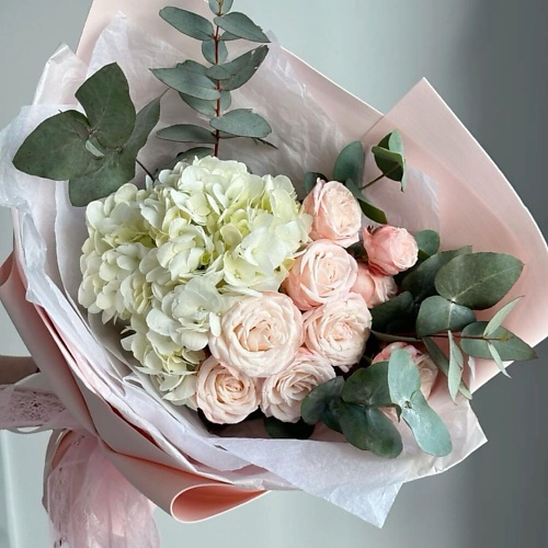 

ДАРИ ЦВЕТЫ Пионовидные кустовые розы с гортензией, Пионовидные кустовые розы с гортензией