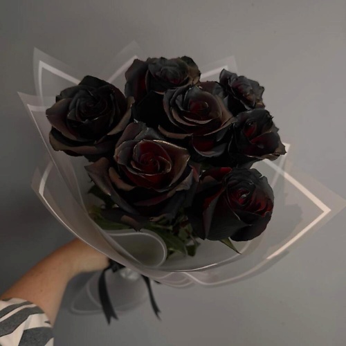 

ДАРИ ЦВЕТЫ Букет из 7 черных роз, Букет из 7 черных роз