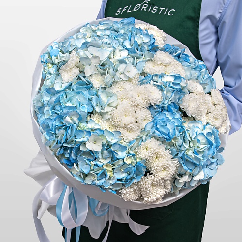 

STUDIO FLORISTIC Букет из Гортензий и Хризантем Сантини «Объятия ветра», Букет из Гортензий и Хризантем Сантини «Объятия ветра»