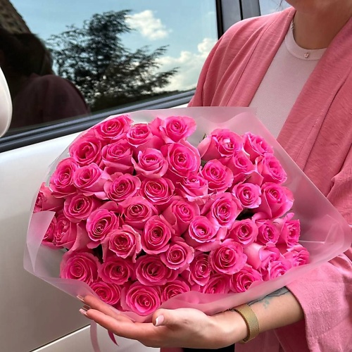 

РЯБИНА ЦВЕТОЧНАЯ МАСТЕРСКАЯ Букет 51 Роза, Букет 51 Роза