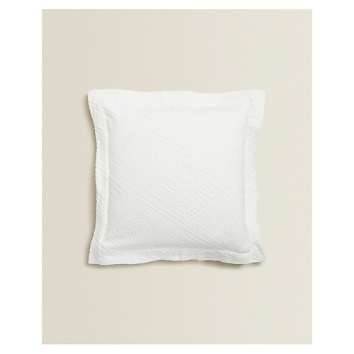 

ZARA HOME Наволочка хлопковая с геометрическим дизайном 50 x 50 см, Наволочка хлопковая с геометрическим дизайном 50 x 50 см