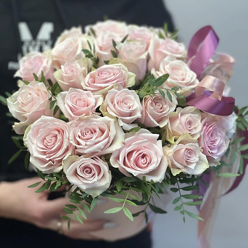 

КОЛИБРИ ЦВЕТОЧНЫЙ САЛОН Розовые розы в коробке, Розовые розы в коробке