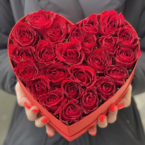 КОЛИБРИ ЦВЕТОЧНЫЙ САЛОН Сердце для любимой 5000₽